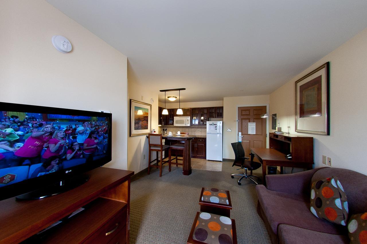 Staybridge Suites East Stroudsburg - Poconos By Ihg Dış mekan fotoğraf