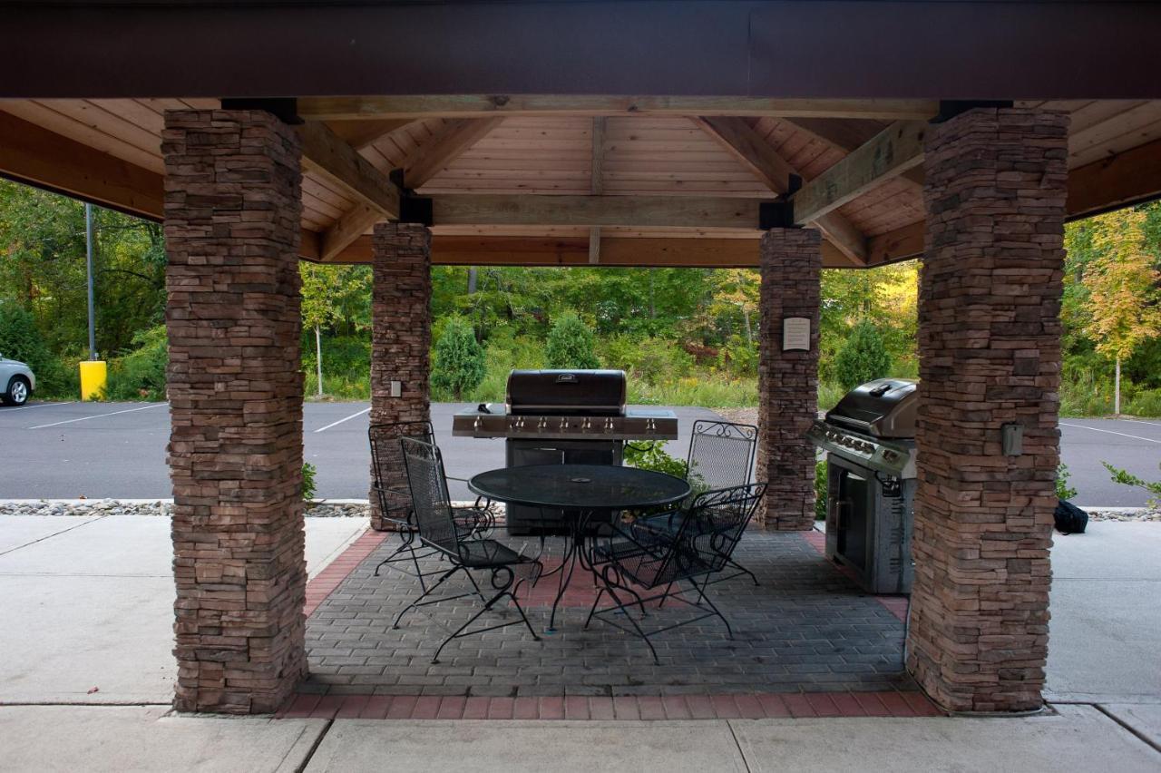Staybridge Suites East Stroudsburg - Poconos By Ihg Dış mekan fotoğraf